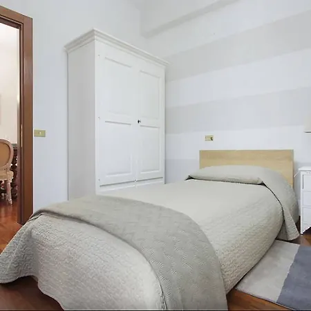 Appartement Holidays Banchi Nuovi *